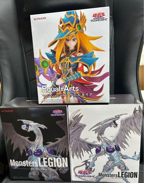 遊☆戯☆王 スターダストドラゴン Monsters LEGION フィギュア 2体 マジシャンズ・ヴァルキリア フィギュア 1体