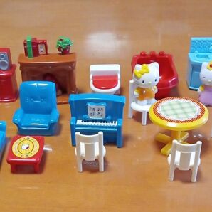ハローキティ ドールハウス家具 まとめ売り