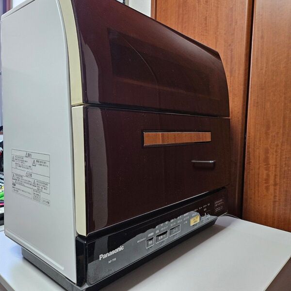 Panasonic 食器洗い乾燥機 NP-TR8-T ブラウン 2015年製 パナソニック 据え置き 卓上食洗機