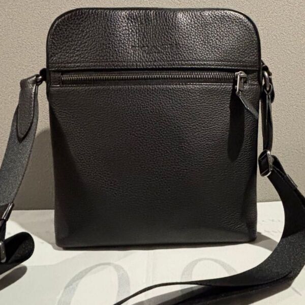 美品 COACH ショルダーバッグ ポーチ ボディバッグ スマホ収納 ショルダーバッグ ブラック