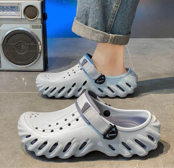 新品未使用 クロックスタイプサンダル