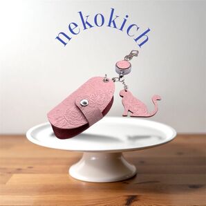 【本革リール付きキーケース】ねこモチーフ 牛革 レザー キーケース スマートキーケース かわいい プレゼント ラッピング無料
