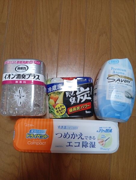 エステー4点セット(消臭力、脱臭炭、除湿剤、プレミアムアロマ)