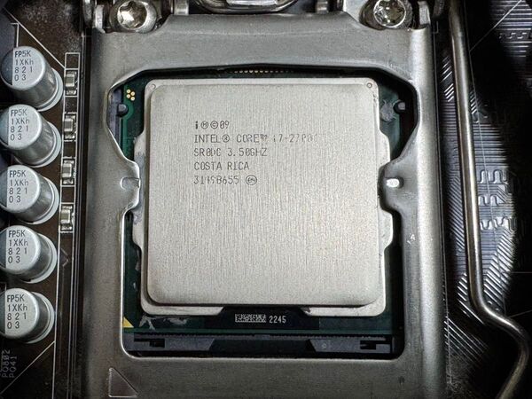 Intel Core i7-2700K + ASUS P8Z68-M PRO + メモリ16GB + CPUファン