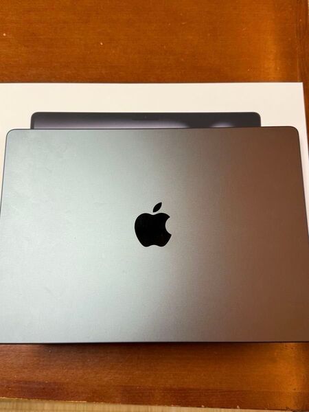 MacBook Pro M4 14インチ 16GB 512GB スペースブラック