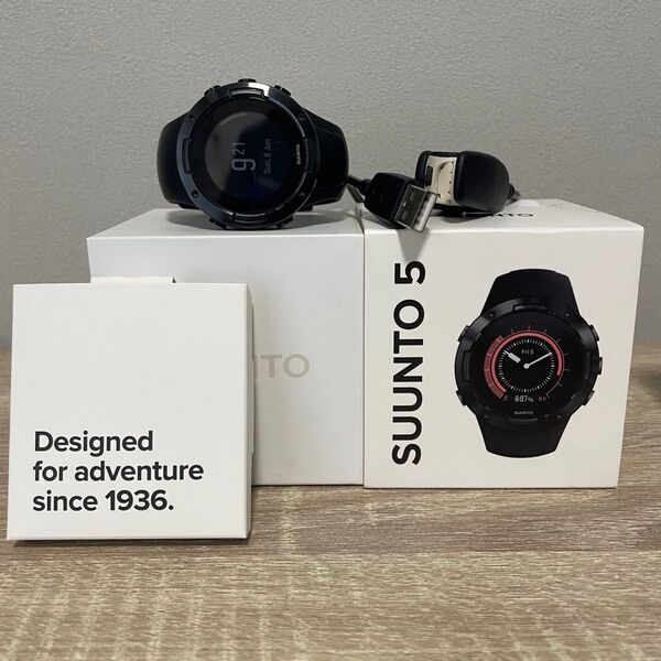 SUUNTO 腕時計 スマートウォッチ ブラック スント デジタル