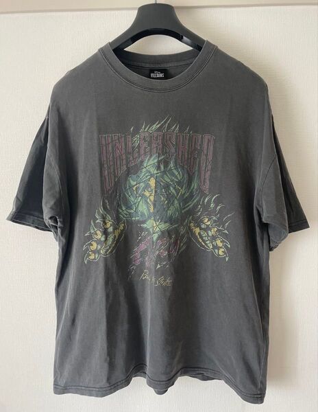 Disney(ディズニー)Villains ヴィンテージライク ピグメント加工 ビッグシルエット 半袖プリントTシャツ【M】