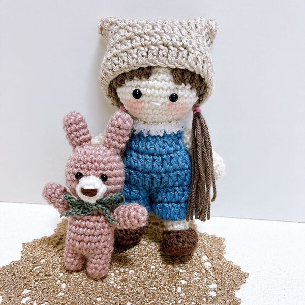 【ハンドメイド】あみぐるみ 女の子 着せ替え ねこ耳帽子 うさぎ 2点