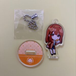 カラフルピーチ えとさん ファミマ アクリルスタンド