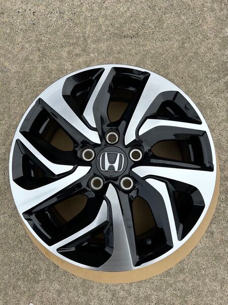 ホンダ ステップワゴン RP3 純正アルミホイール 16インチ 6J PCD114.3 5穴 1本 NO4