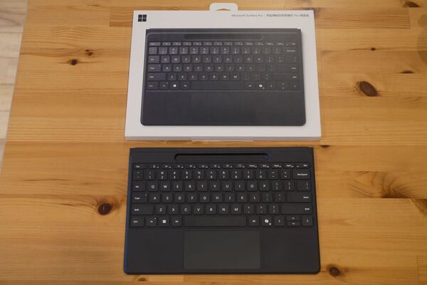【美品】Surface Pro Flex Keyboard 英語(US)キーボード配列