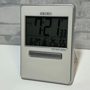 SEIKO 電波時計 デジタル時計 日付 曜日 温度計 湿度計 SQ699W SKYK セイコー