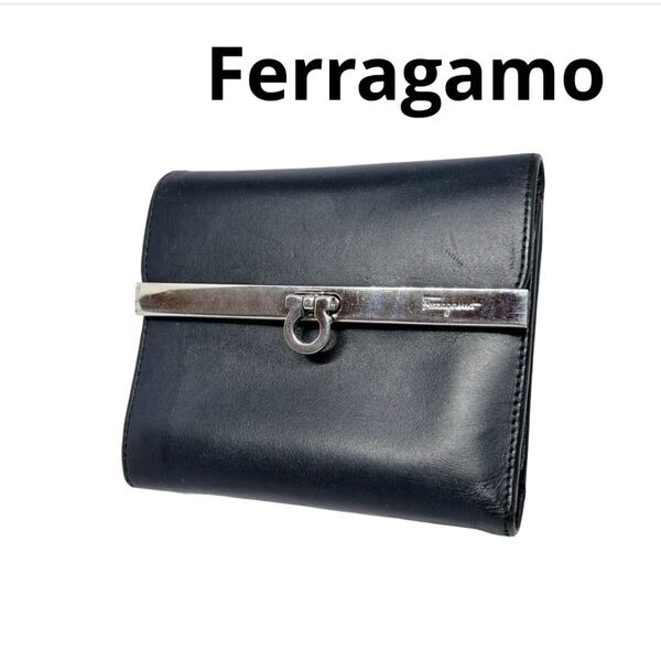Ferragamo 三つ折り財布 レザー 黒 ガンチーニ 高級 コンパクト