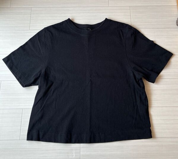 UNIQLO ブラック 半袖Tシャツ S