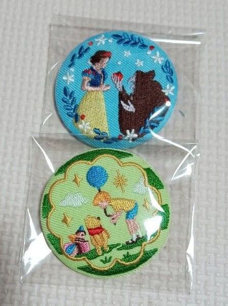 【クーポン対象】 Disney ディズニー 刺繍缶バッジ くまのプーさん 白雪姫 缶バッジ 2種