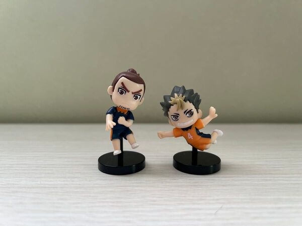 ハイキュー チョコエッグ 烏野高校 東峰旭&西谷夕 2体セット