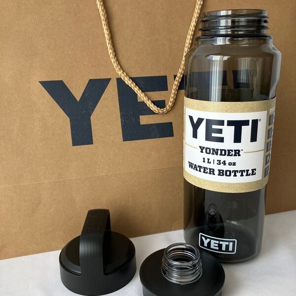 YETI イエティ Yonder ヨンダー Water Bottleチャコール 1L 水筒 ボトル アウトドア アウトドア ボトル