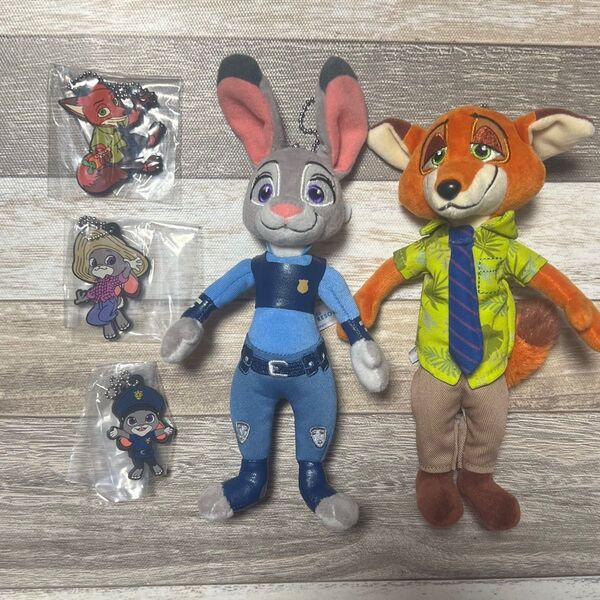 ズートピア ぬいぐるみ マスコット キーホルダー ガチャ