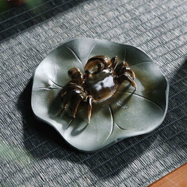蟹の置物 茶器飾り 茶卓飾り 変色カニ 八分來財 招きカニ 工芸品 茶道具 禅の意 開運 縁起物 魔除け 風水の置物 入手困難