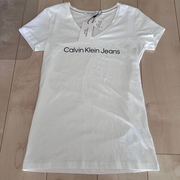新品 カルバンクライン 白 Tシャツ XS Calvin Klein Jeans レディース 半袖 トップス