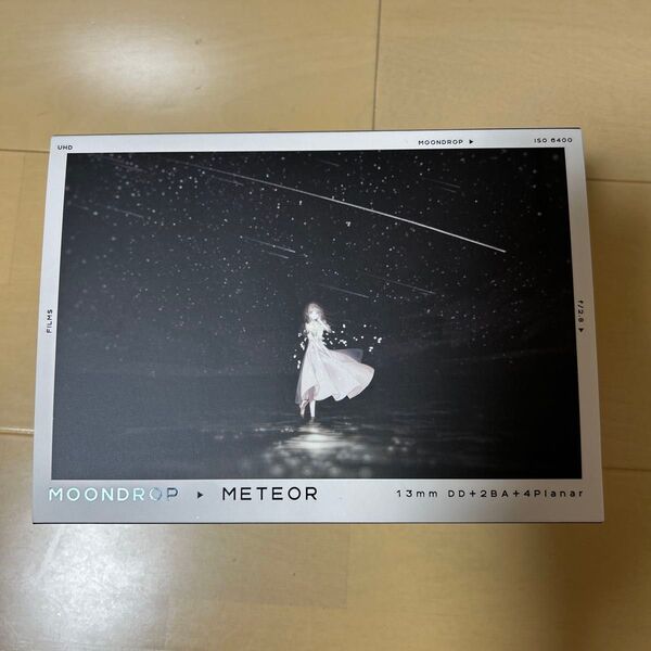 水月雨 MOONDROP METEOR 13mm 1DD+2BA+4Planar