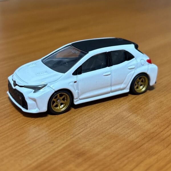 カスタムトミカ No.52 トヨタ GRカローラ