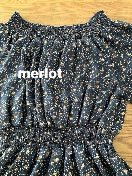 merlot メルロー ワンピース 七分袖 ワンピース 小花柄 ポリエステル100% 花柄 ロング プルオーバー
