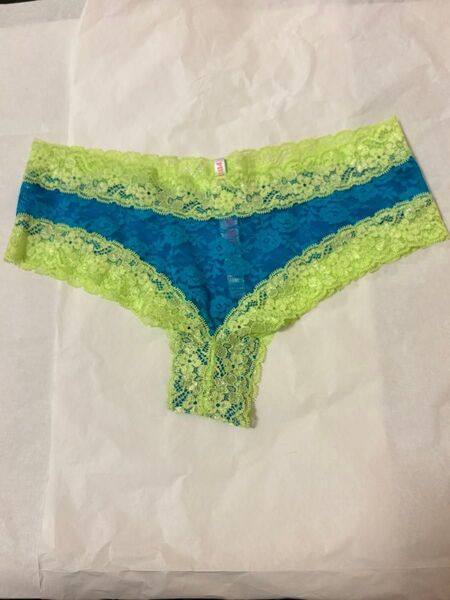 【新品未使用】Victoria's secret ヴィクトリアシークレット ショーツ Tバック ビクシー ビクトリア XSサイズ