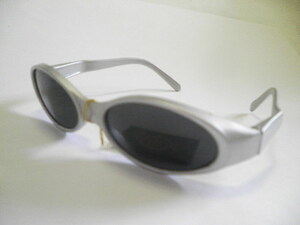 Утилизация предметов/Новые * солнцезащитные очки