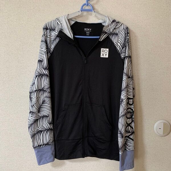 美品 ROXY/ロキシー レディース 長袖 ラッシュガード パーカー M