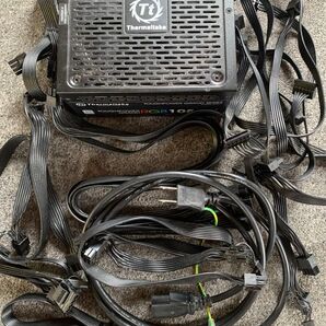 1050W PLATINUM 電源Thermaltake Toughpower