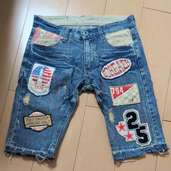 ダメージ加工 デニムショートパンツ ワッペン 古着風