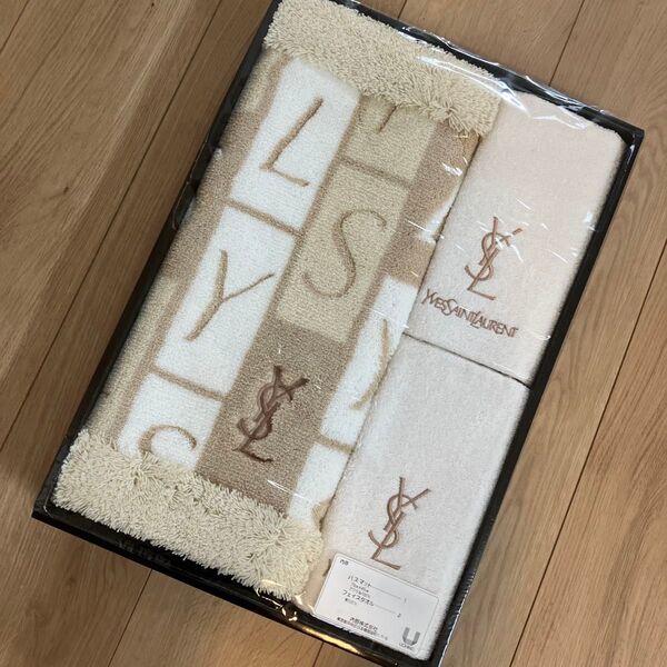 Yves Saint Laurent バスマット フェイスタオル2枚セット 刺繍
