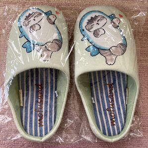 未使用 mofusand モフサンド ルームシューズ さめにゃん アベイル