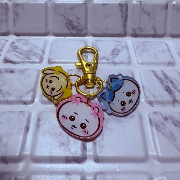 ちいかわ ハチワレ うさぎ リボン アクリルキーホルダー チャーム 152