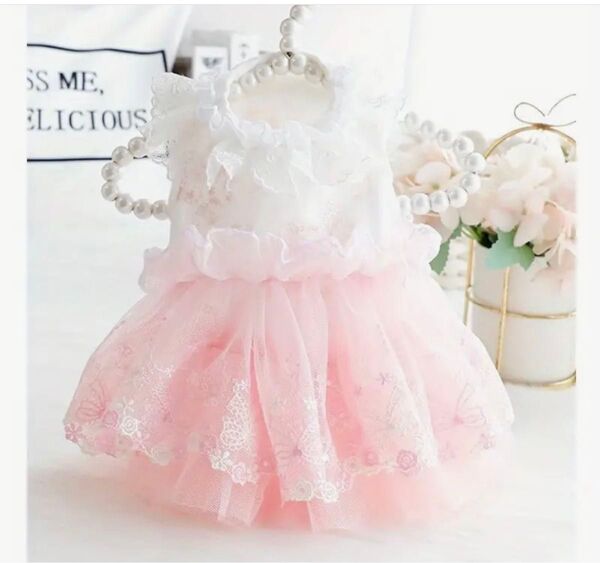 【新品】ペット服 プリンセスドレス ハイウエスト 綺麗な刺繍 夏 レースワンピース ボリュームたっぷり可愛チュチュドレス