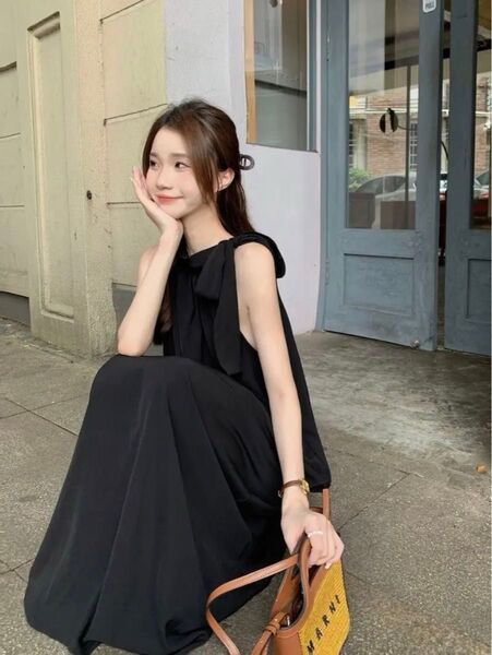 【新品】レディース ノースリーブワンピース ホルターネック リボン ロング丈 ポケット付き 春夏秋 フランス風オフショルダードレス