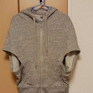 ユニクロパーカージップアップカンガルーポケット半袖