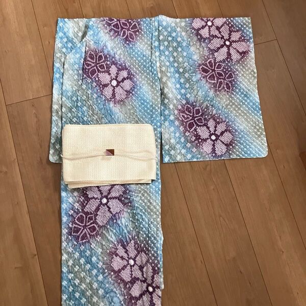 【新品未使用】絞り浴衣 紫色 水色 花柄 1着