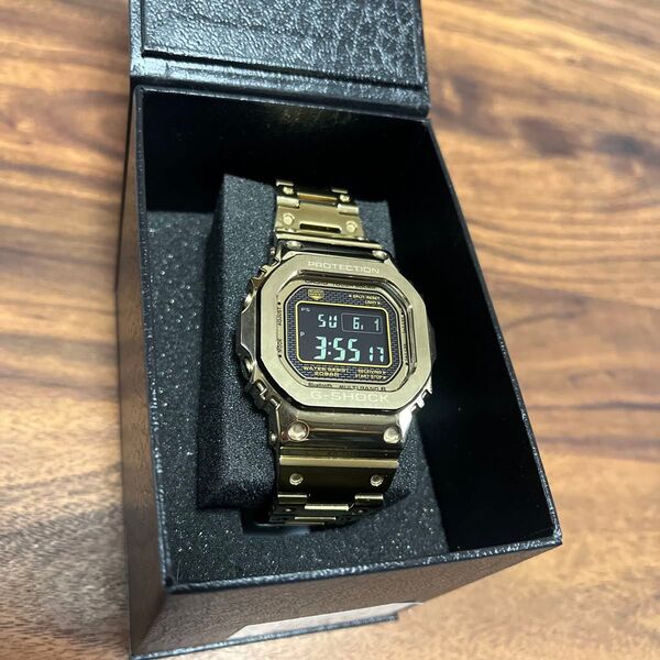 CASIO G-SHOCK GMW-B5000GD-9JF フルメタル ゴールド