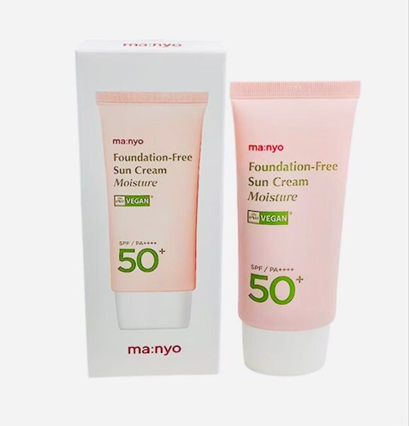 【新品未使用】魔女工場 マニョ ファンデフリーサンクリーム モイスチャー 化粧下地 日焼け止め