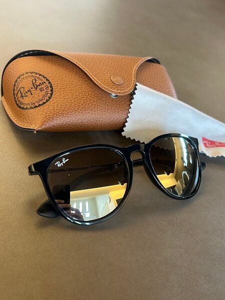 Ray-Ban サングラス RB4171 ERIKA 601/5A