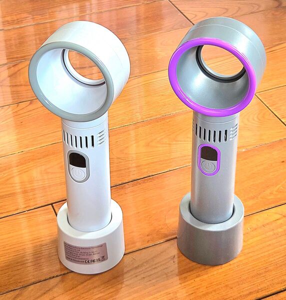 羽根なし扇風機 ハンディファン 2個セット!試用のみの美品!白とグレーの2色セット!羽が無いから掃除不要!そこそこのパワーです!