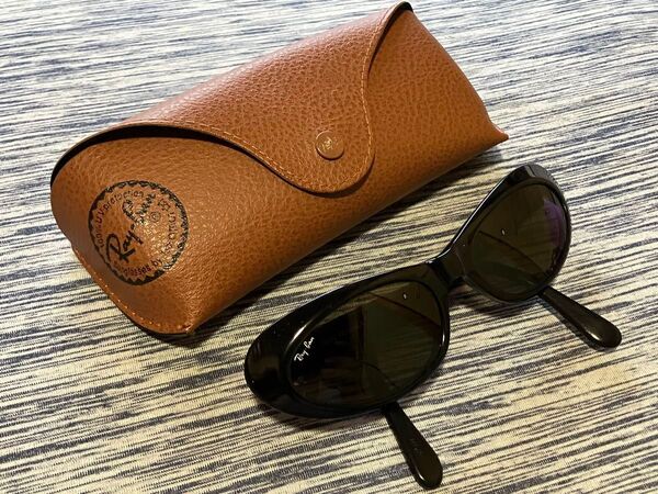 16 レイバン 純正 サングラス W2522 専用新品ケース付 スモークレンズ ブラックフレーム Ray Ban ヴィンテージ