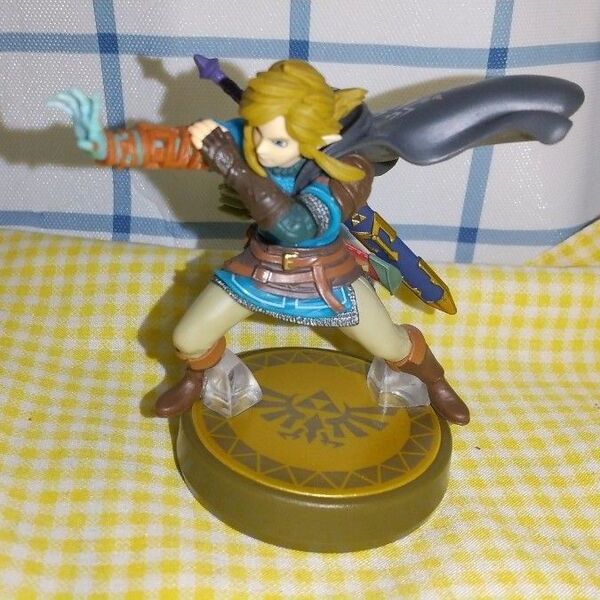アミーボ ゼルダの伝説 ティアーズ オブ ザ キングダム リンク amiibo