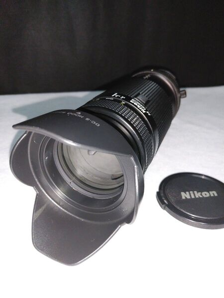 Nikon ニコン AF 75-300mm f/4.5-5.6望遠レンズ