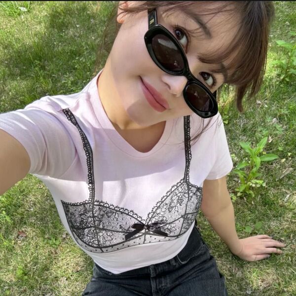 epine lingerie Tシャツ