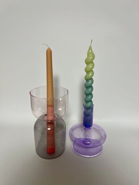 カラフルなキャンドルホルダーとキャンドルセット テーパーキャンドル2本付き G
