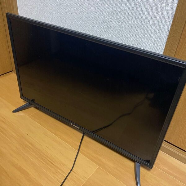 S-cubism 32インチ液晶テレビ