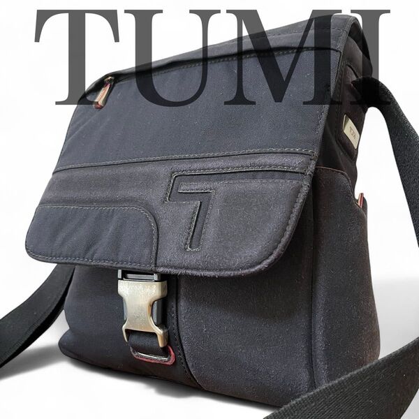 希少 トゥミ TUMI ショルダーバッグ 斜め掛け クロスボディ メンズ ブラック黒 サコッシュ フラップ 被せ